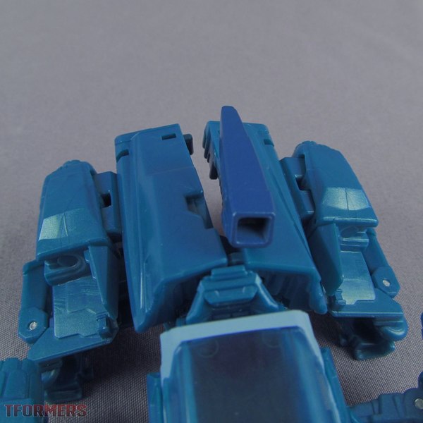 TFormers Titans Return Deluxe Blurr And Hyperfire Gallery 067 (67 of 115)